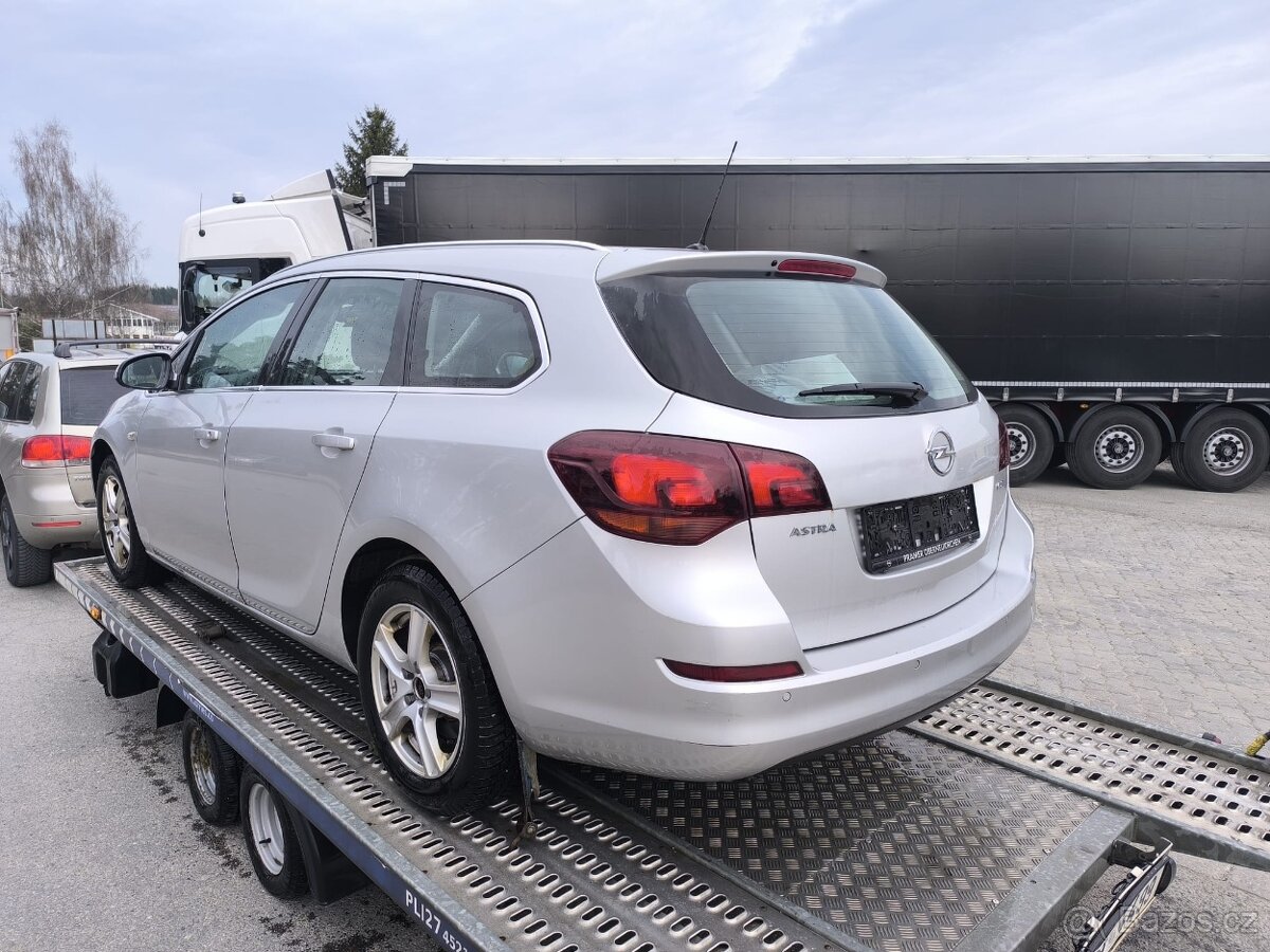 Opel Astra 1,7cdti 96kw - 7