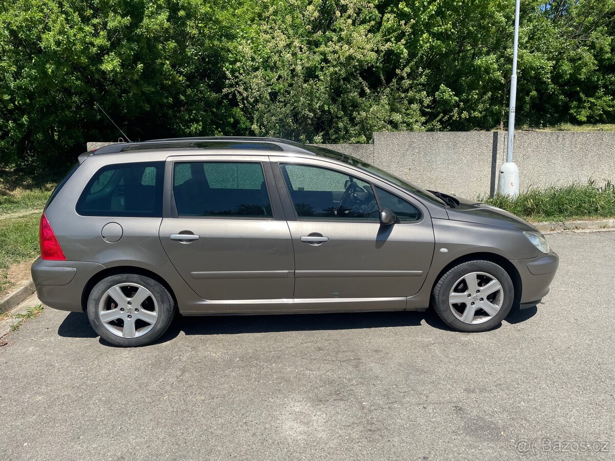 Peugeot 307 SW - 7