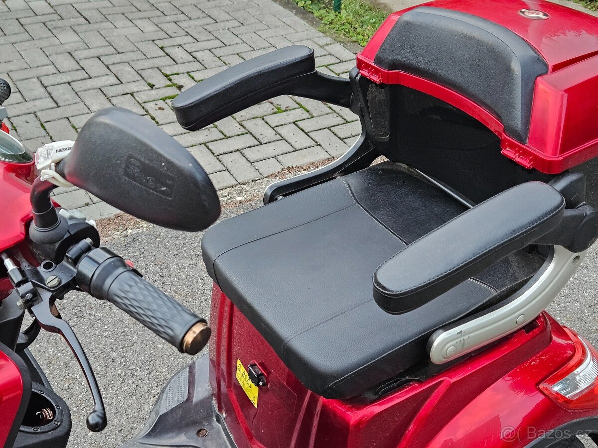 Elektrická čtyřkolka SELVO - 7