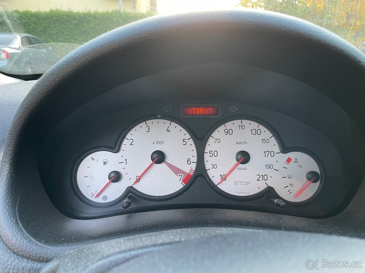 Peugeot 206 1.4i - 7