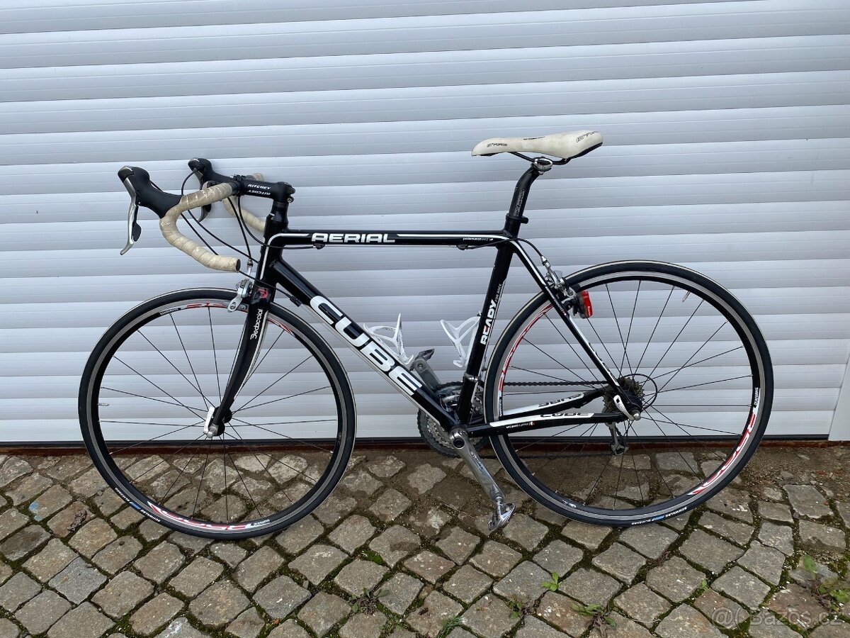 Silniční kolo Cube Aerial - 7