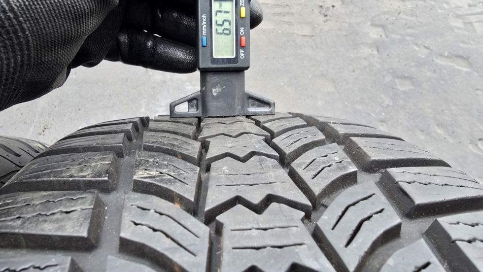 Zimní pneu 205/55/16 Sava - 7