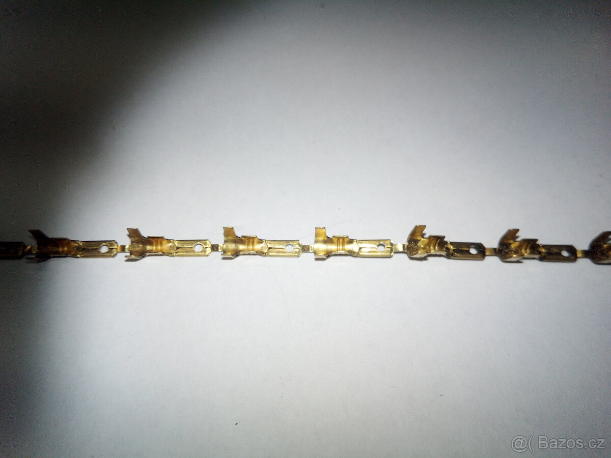 Konektory normál i speciální v metráži dohodou - 7