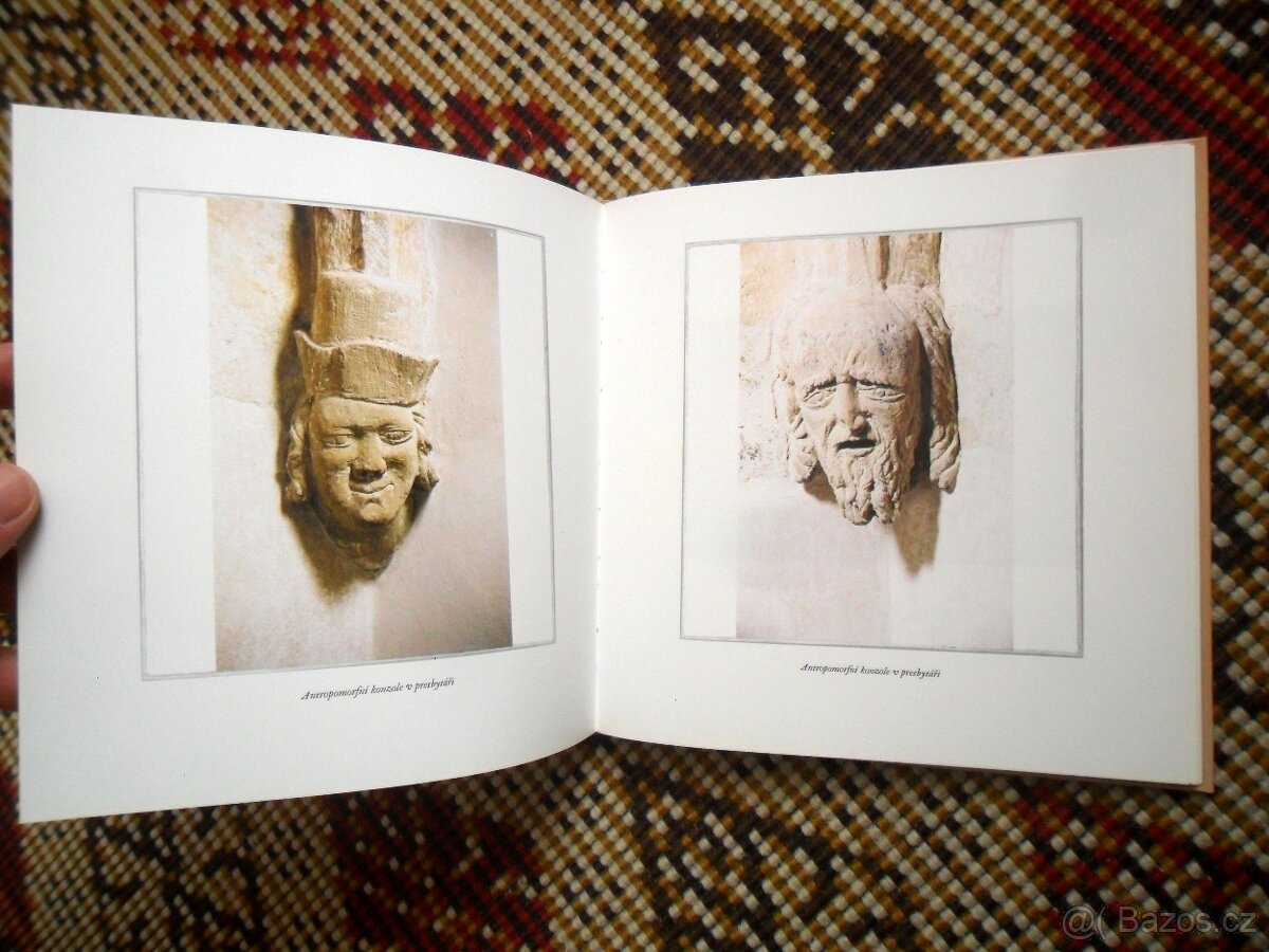 Kostel sv. Mik. ve Starém Svojanově rozfoceno 12 x - 7