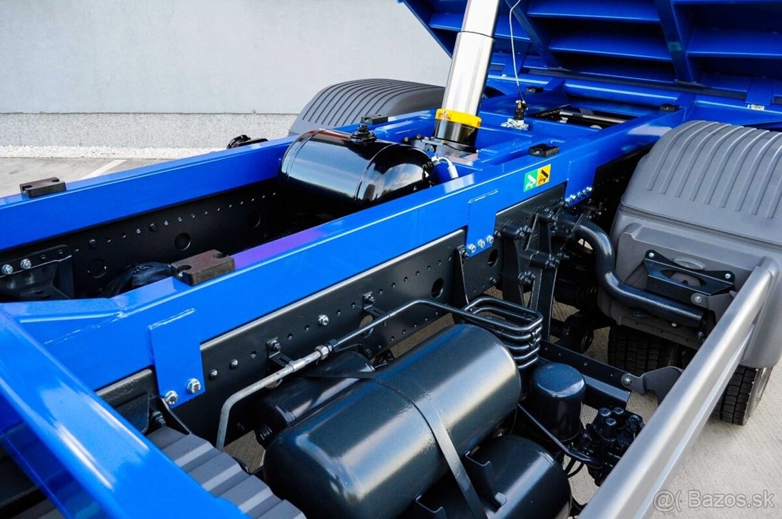 MERCEDES ATEGO 1518 TŘÍSTRANNÝ S3 - SKLÁPĚČ - VYKLÁPĚČ EU-5 - 7