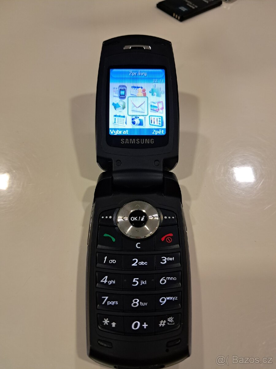 Samsung SGH-X680 - 7