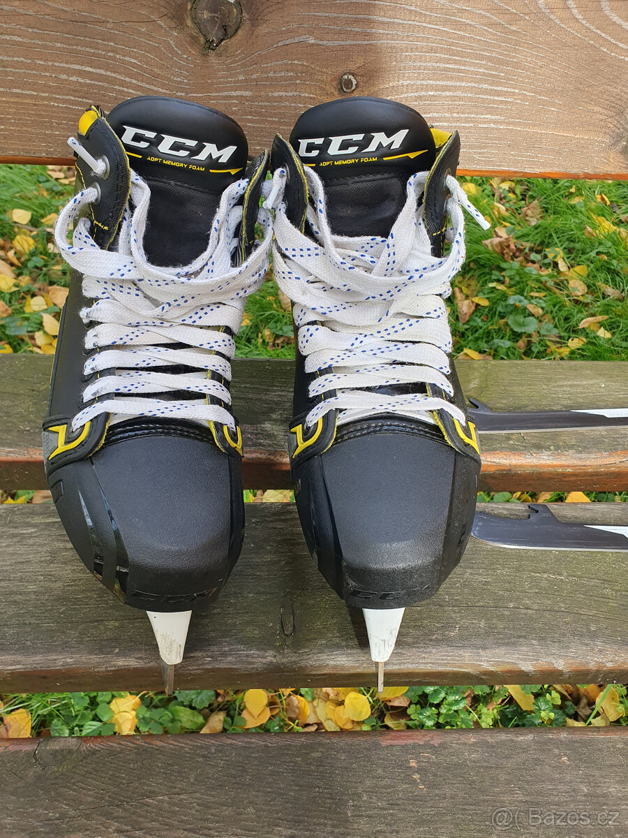 Brankarske brusle vel 9.5 / 45 CCM, True - 7