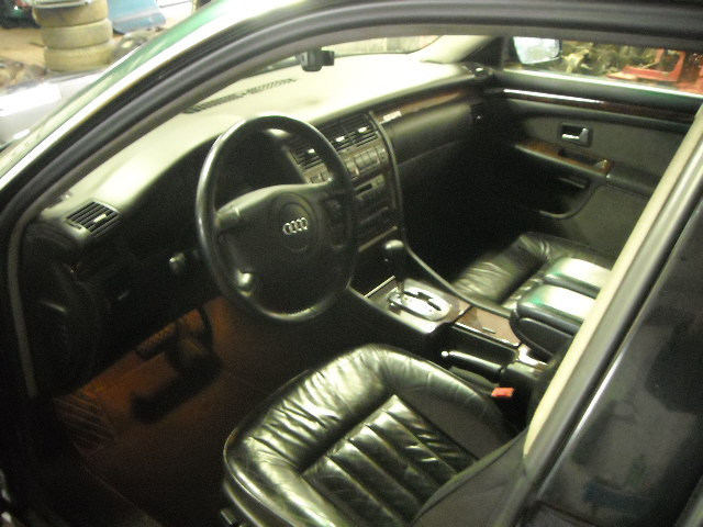 Audi A8 2.5 110Kw RV.98 - náhradní díly - 7