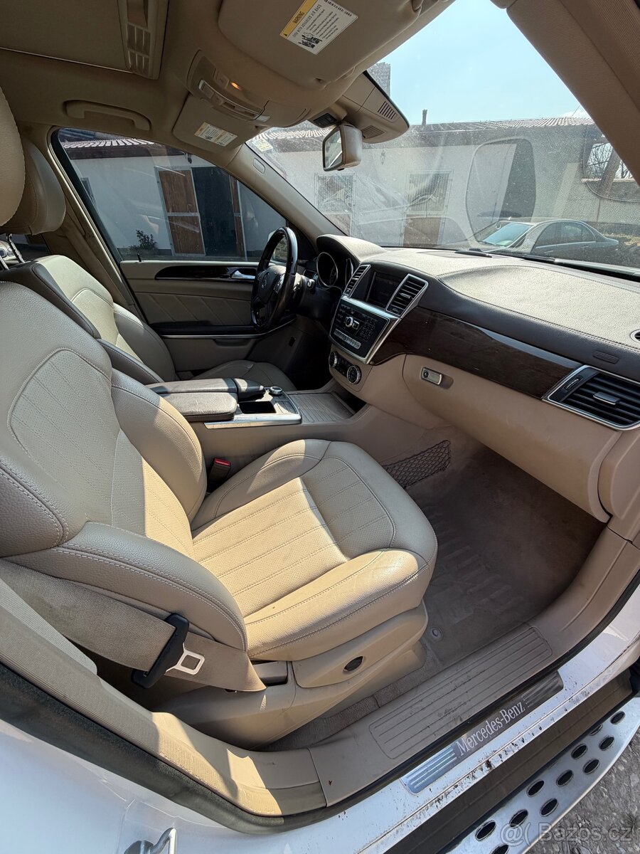 Mercedes GL450 2014 X166 - 7