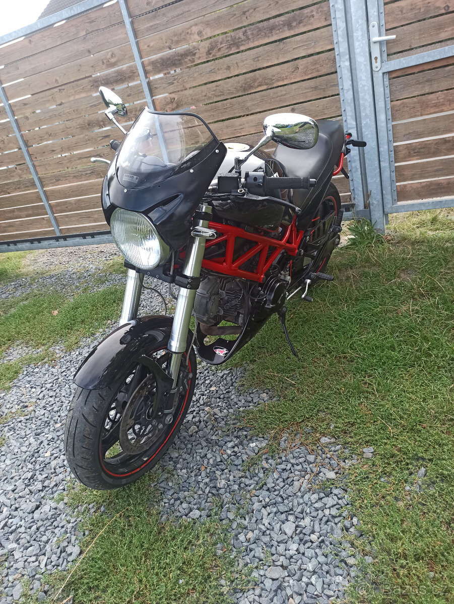Ducati Monster 695 R.V.2007 - 7