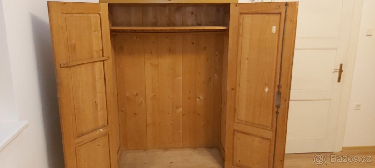 Dvě starožitné dřevěné skříně - 1930 - 7