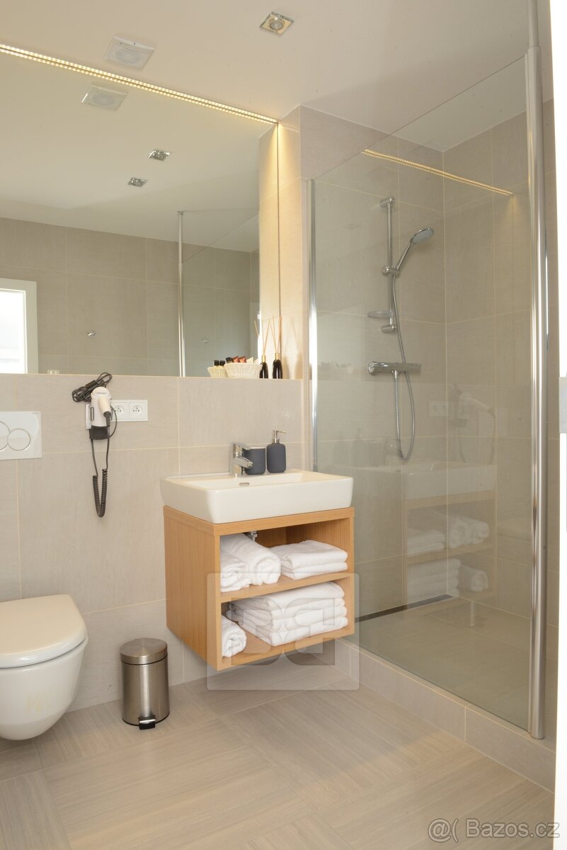 Pronájem bytu 2+kk 70 m², Luhačovice, ev.č. N08462 - 7