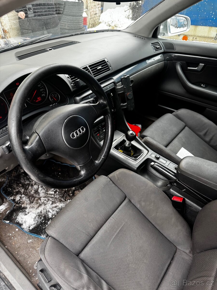 Audi a4 b6 díly - 7