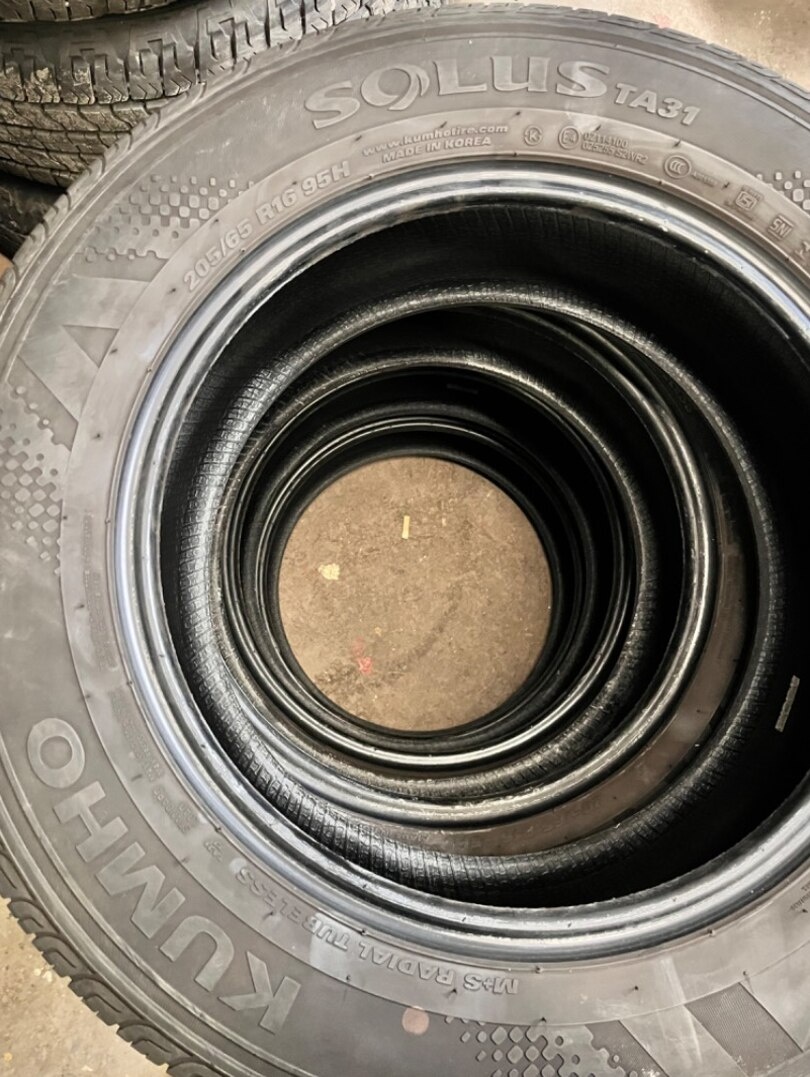 205/65 R16 95H celoroční pneu Kumho - 7