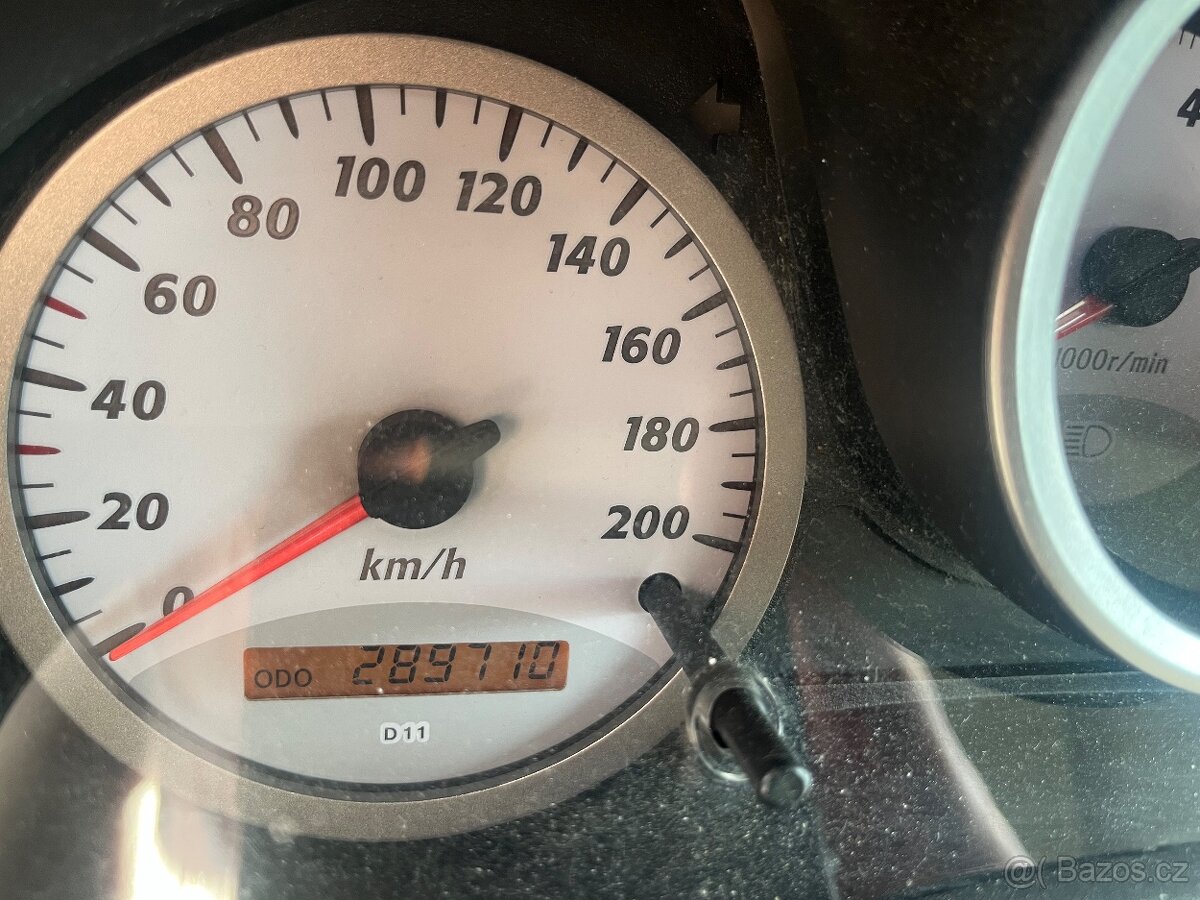 Toyota rav4 2.0D - 7