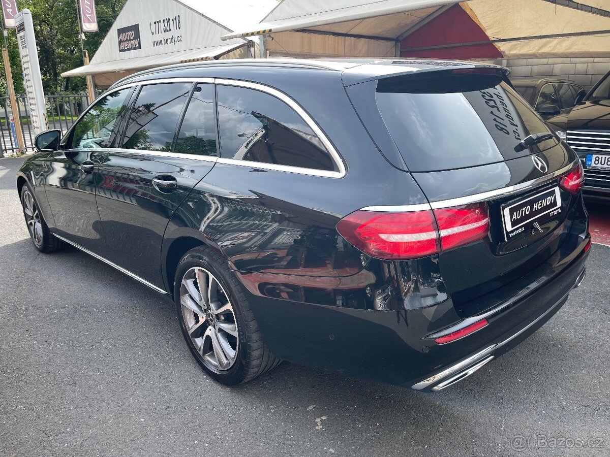 Prodám Mercedes E 220d 4Matic - 7