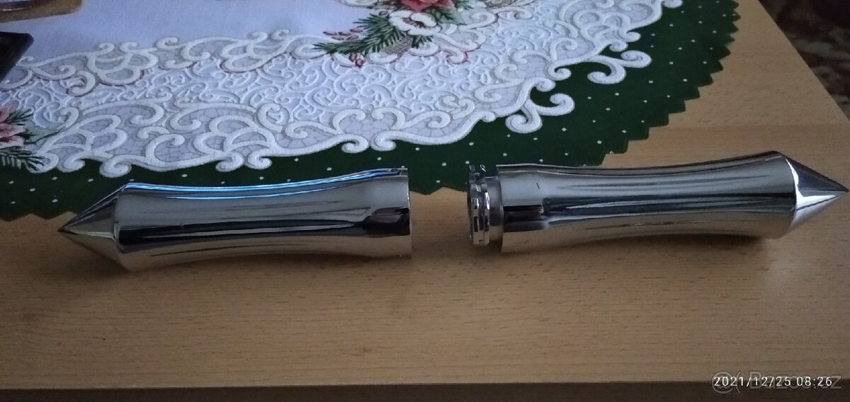 Pretkopy na Yamahu 600 a 1100 jsou komplet a grypy v chromu. - 7