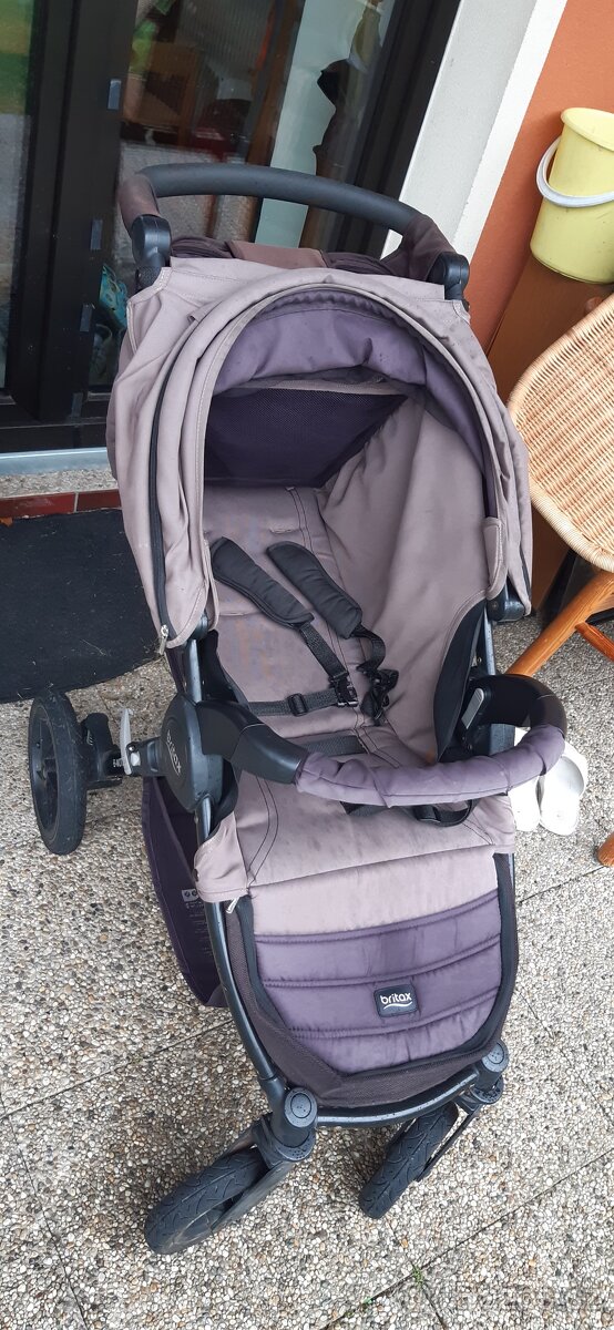 Sportovni kocarek Britax - 7