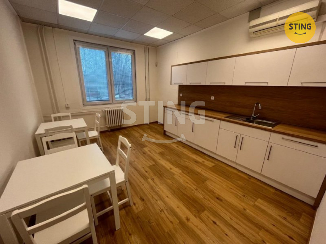 Pronájem haly o výměře 500 m2., 131708 - 7