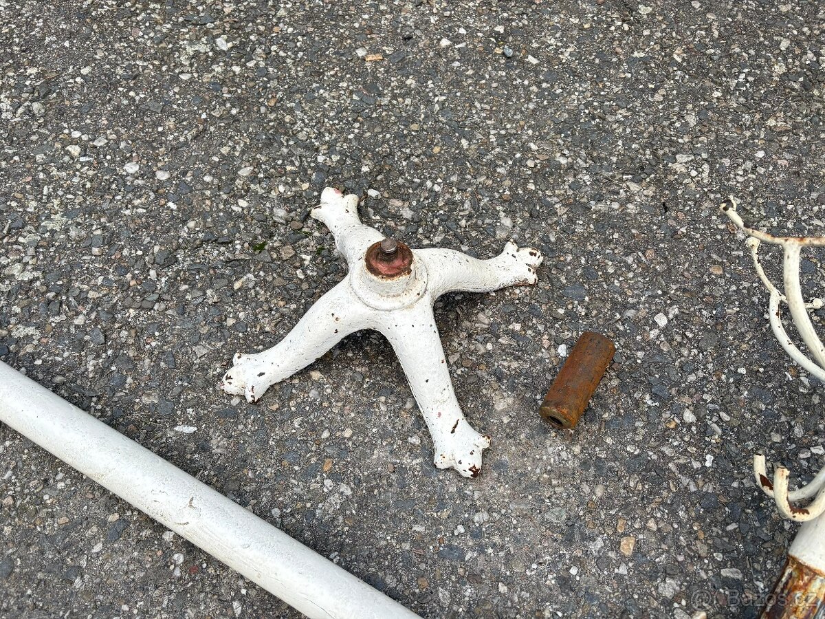 Železný retro věšák - 7