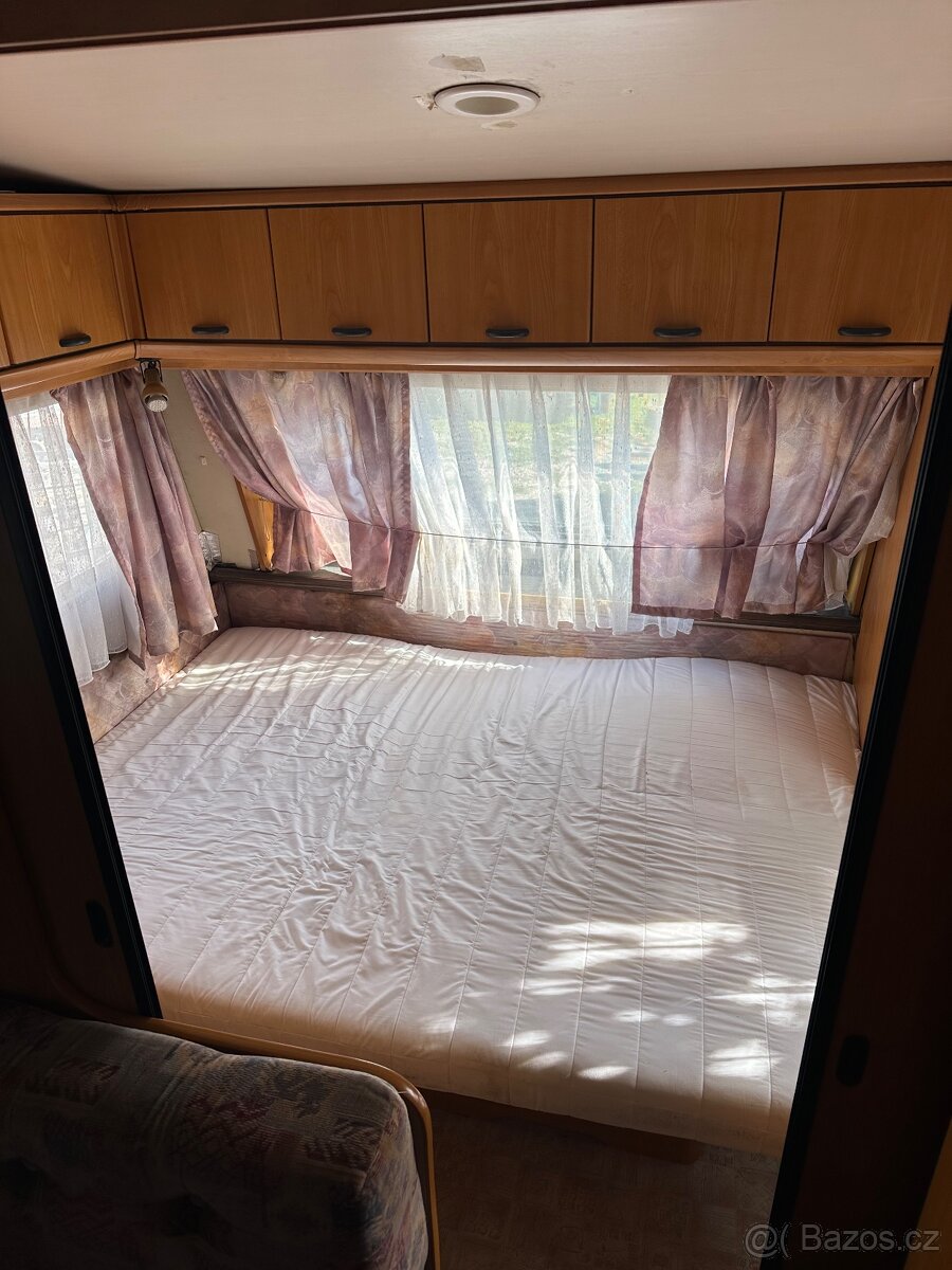 Karavan Hobby De Luxe - 7