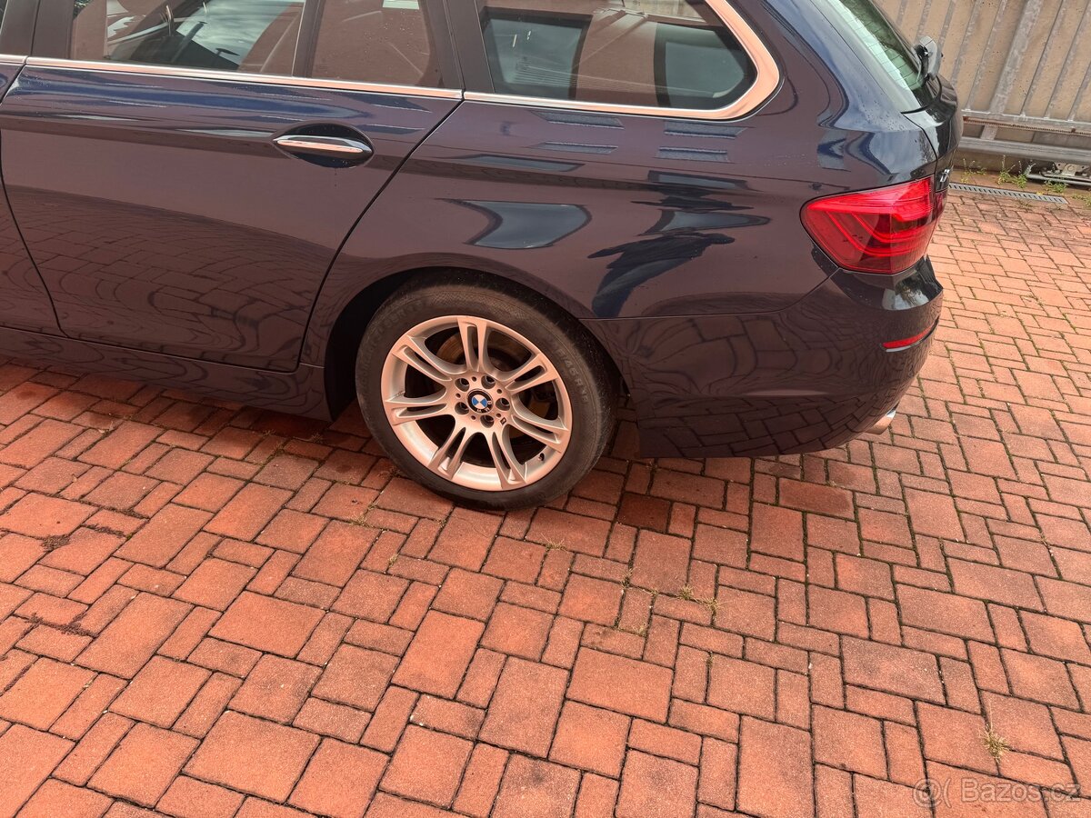 BMW 520xDrive F11 2017 - 7