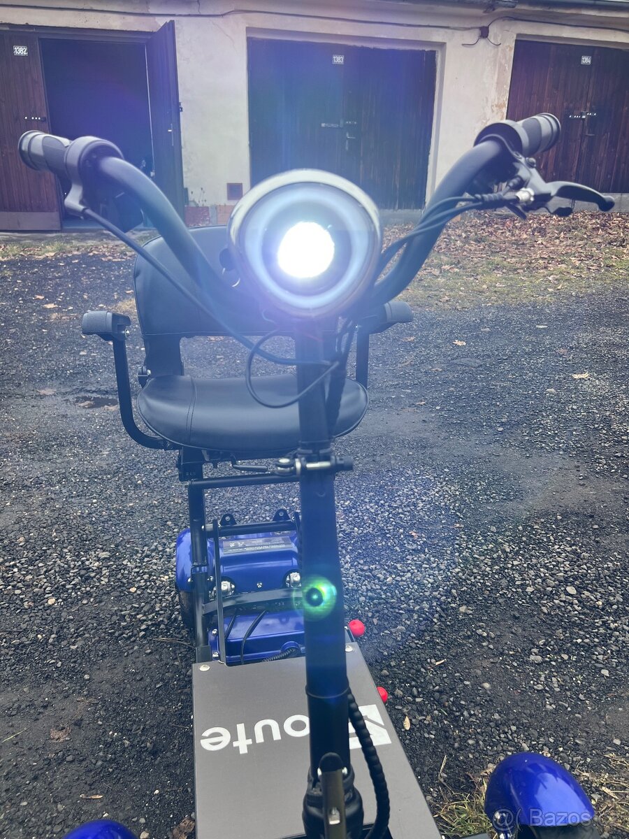 Elektrická čtyřkolka pro seniory - 7