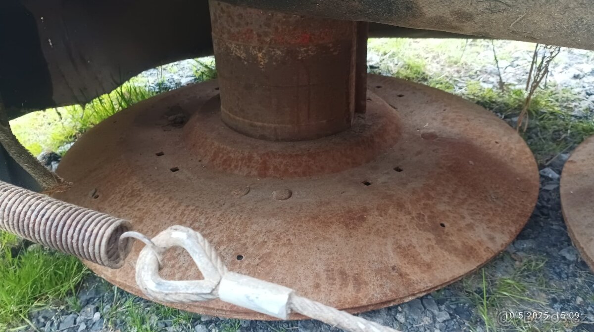 Čelní rotační sekačka Krone - 7