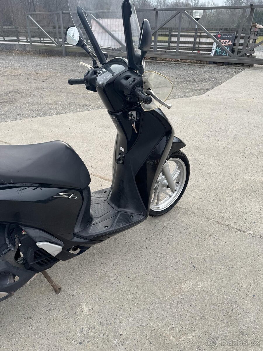 HONDA SH 125 - 7