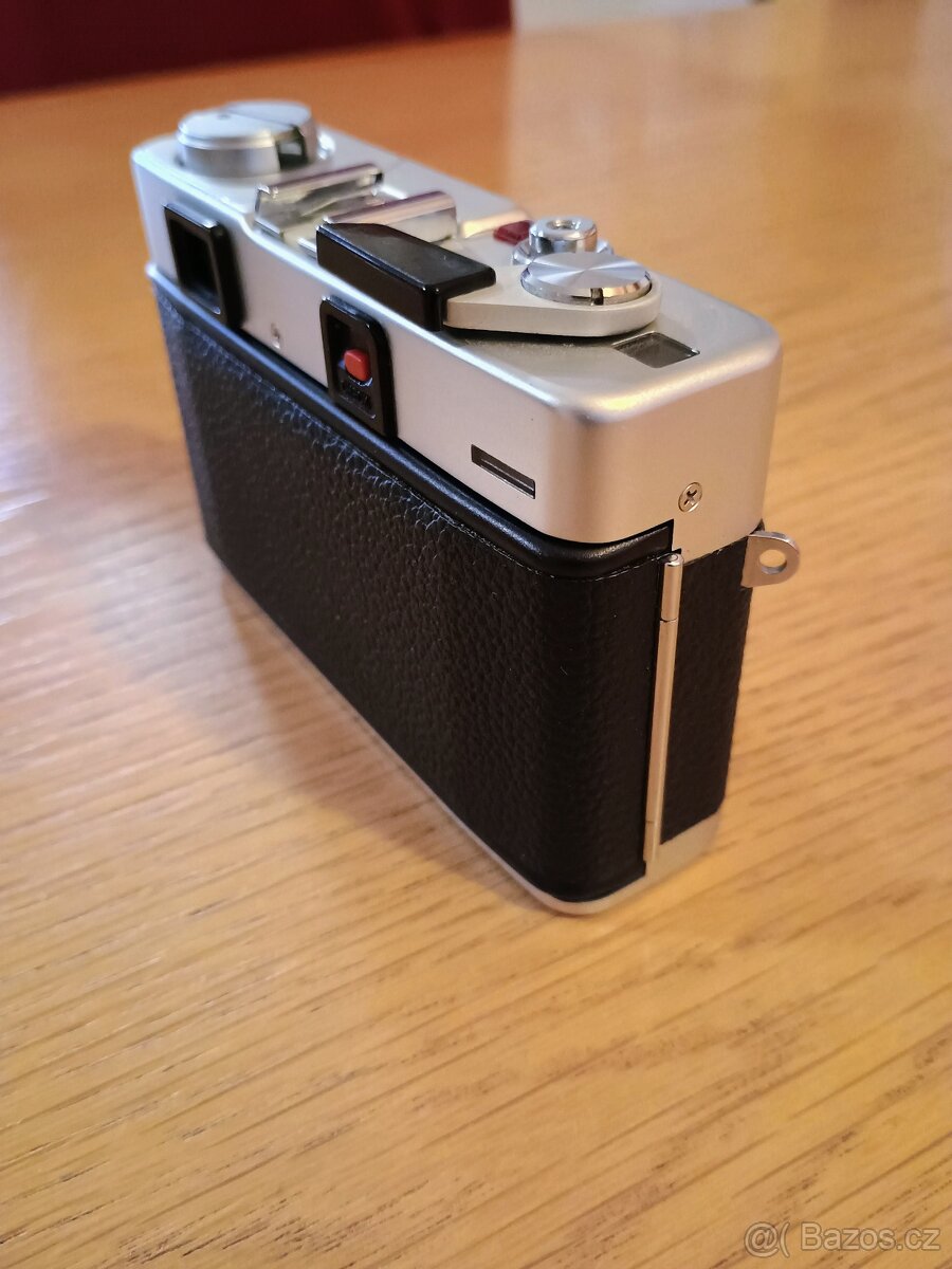 Minolta Hi-matic F - 7