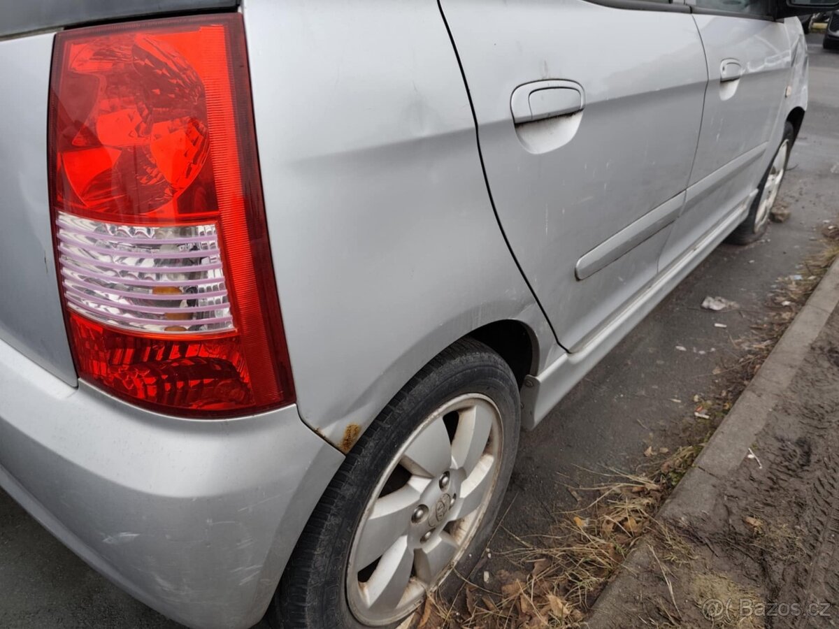 Kia Picanto 1.1 - 7