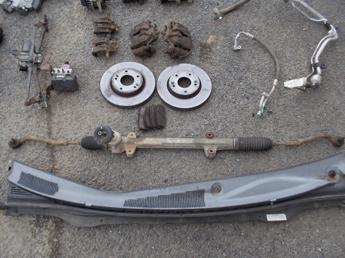 Díly podvozku Hyundai i30 1.4 80kw r.v. 2011 - 7