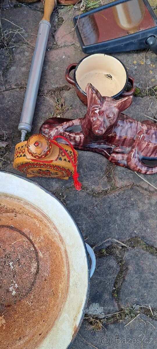 Všehochuť,úklid garáže - 7