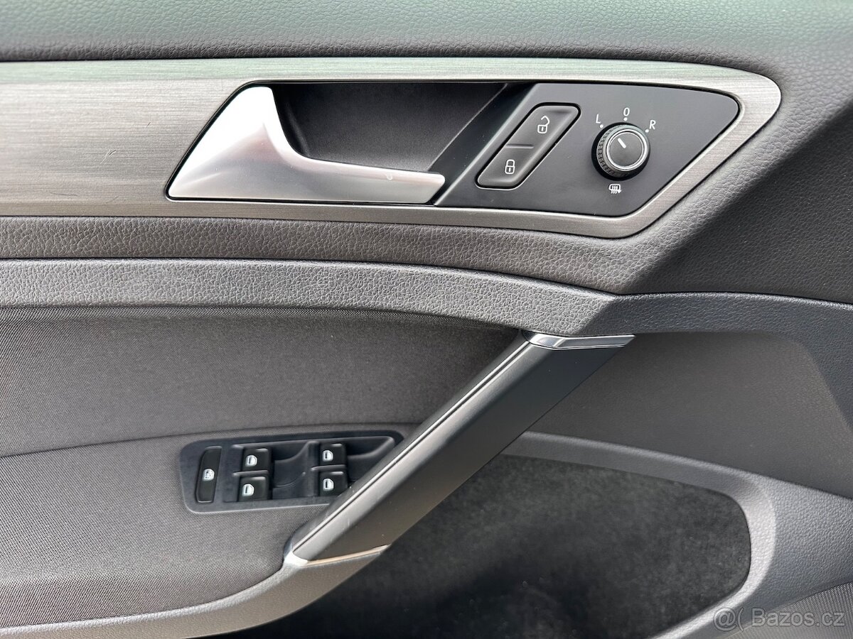 VW Golf 7 1,6TDi Combi ComfortLine – 2014 – ALU, NAVI - 7
