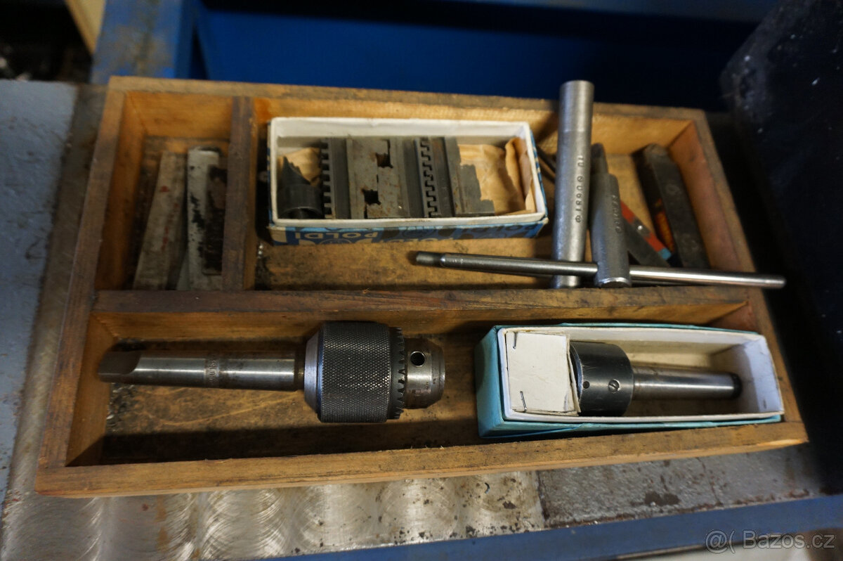 Soustruh MAHOS 22 - 7