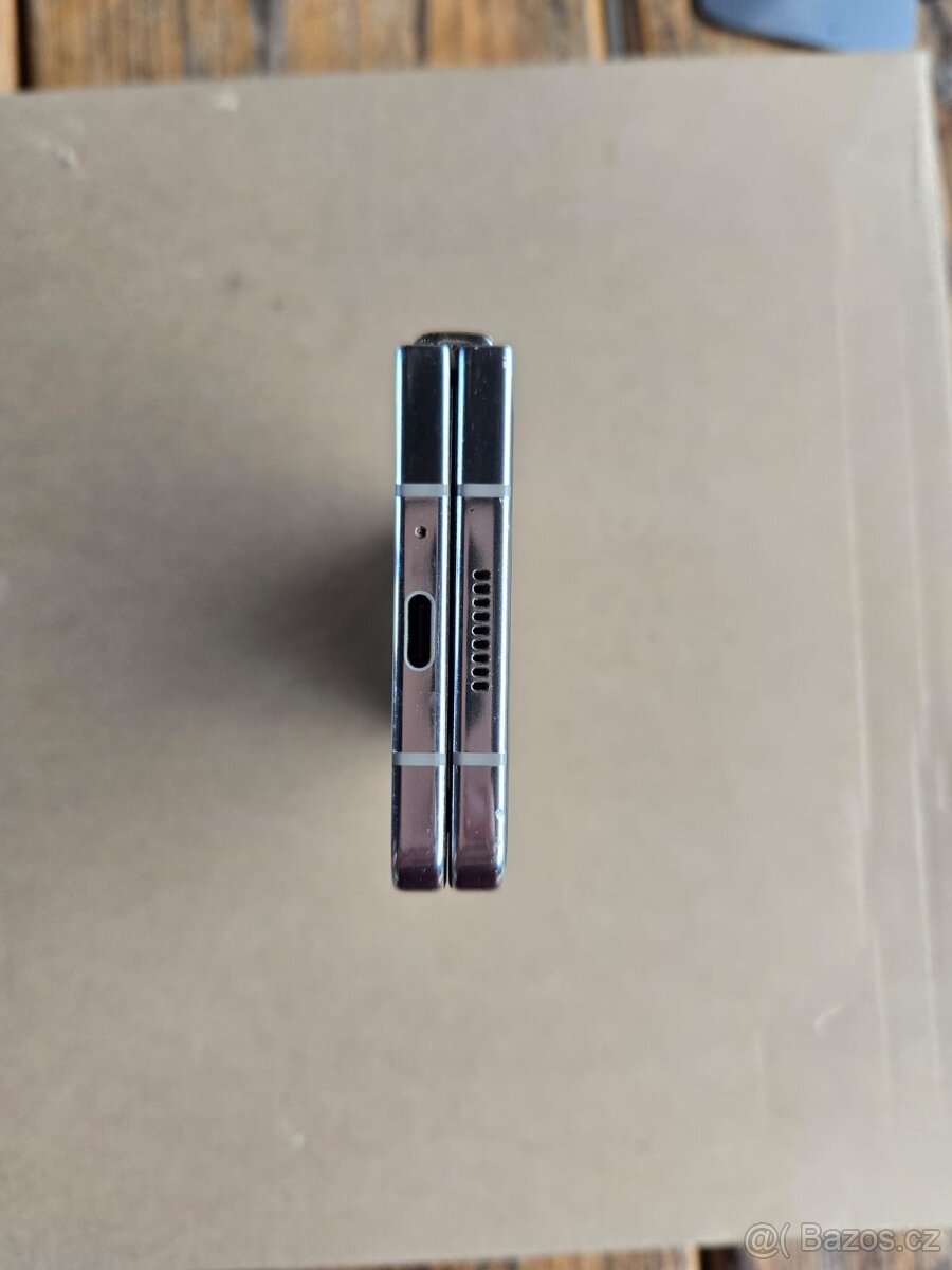 Samsung Galaxy Z Fold5 - 7