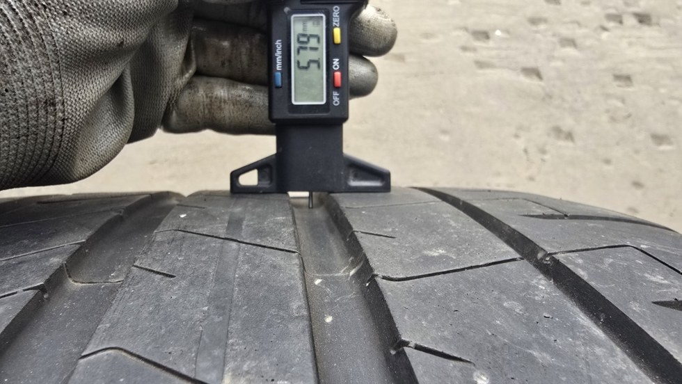 Letní pneu 305/30/21 Pirelli - 7