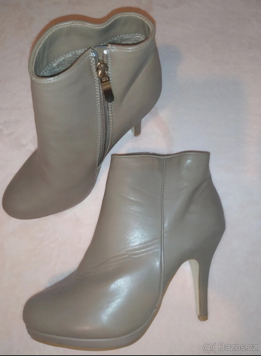 Zimní kotníčkové kozačky vel. 38 - 7