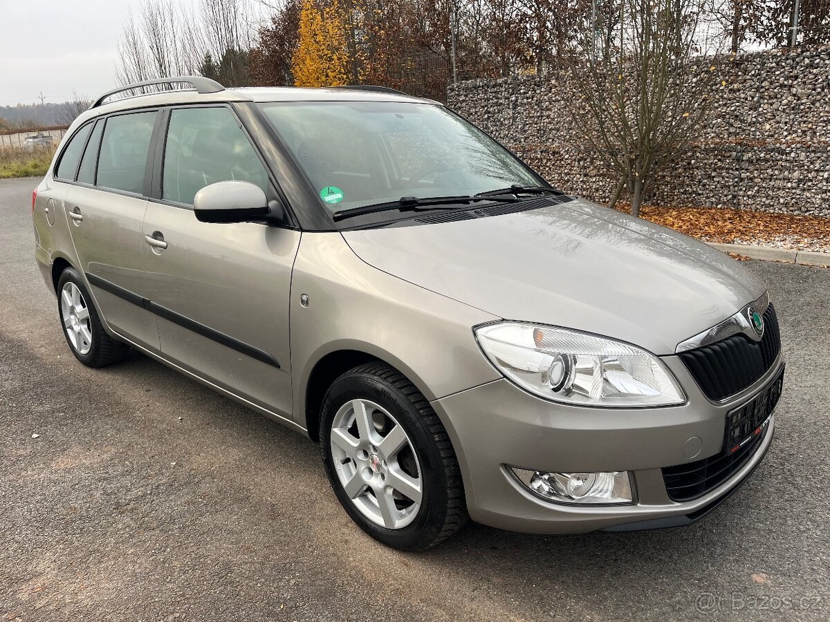 Š Fabia Kombi 1.6 TDi 77kW,2011,Pěkná výbava,2 sady alu kol - 7