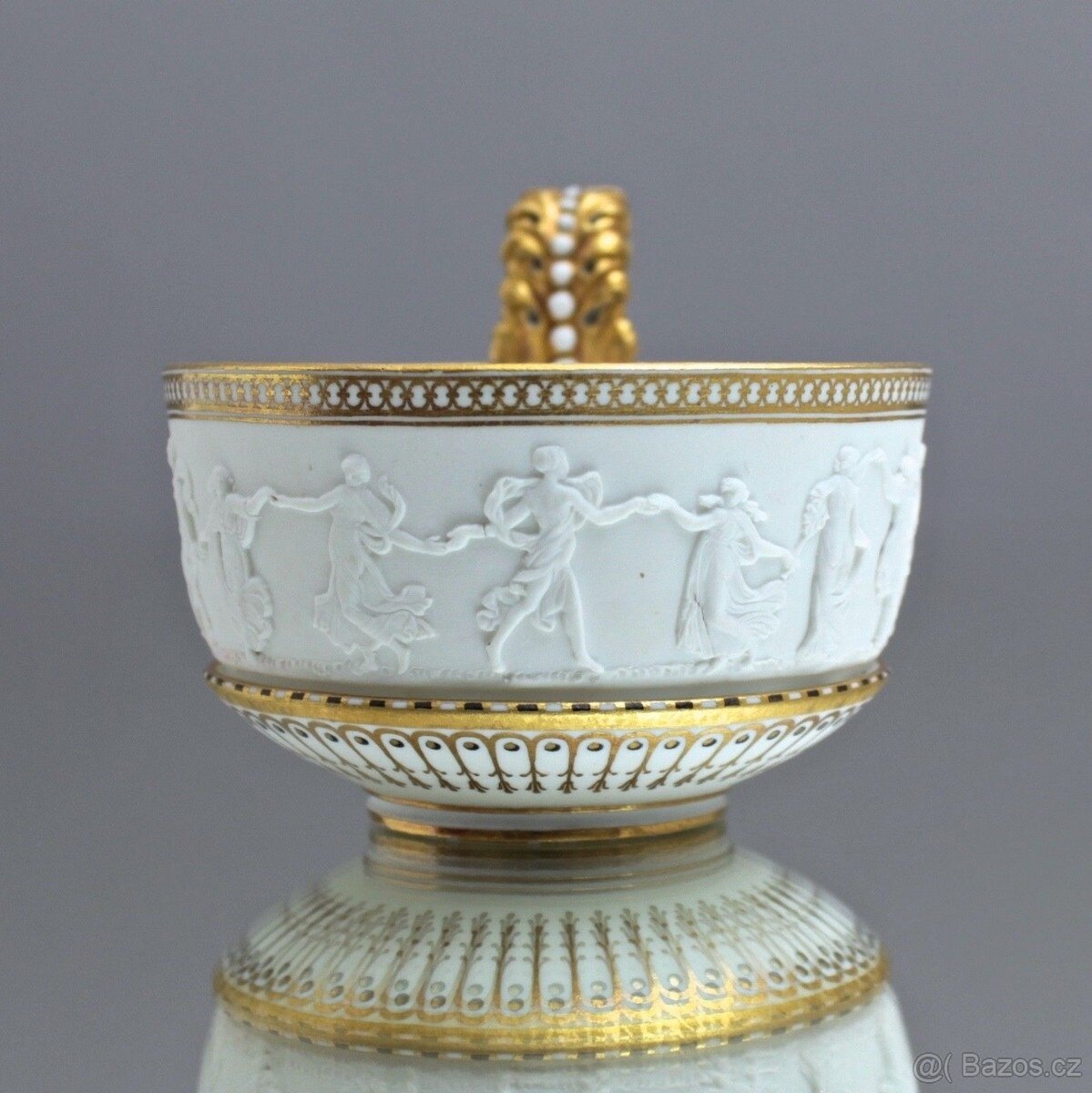 Míšeňský, kolem roku 1800, vzácný hrnek s reliéfem z Wedgwoo - 7