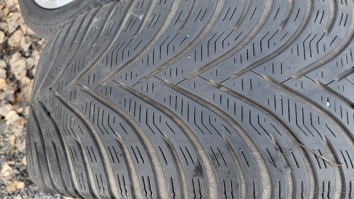 zimní alu kola VW 5x112 ,Kleber 225/45/17 - 7