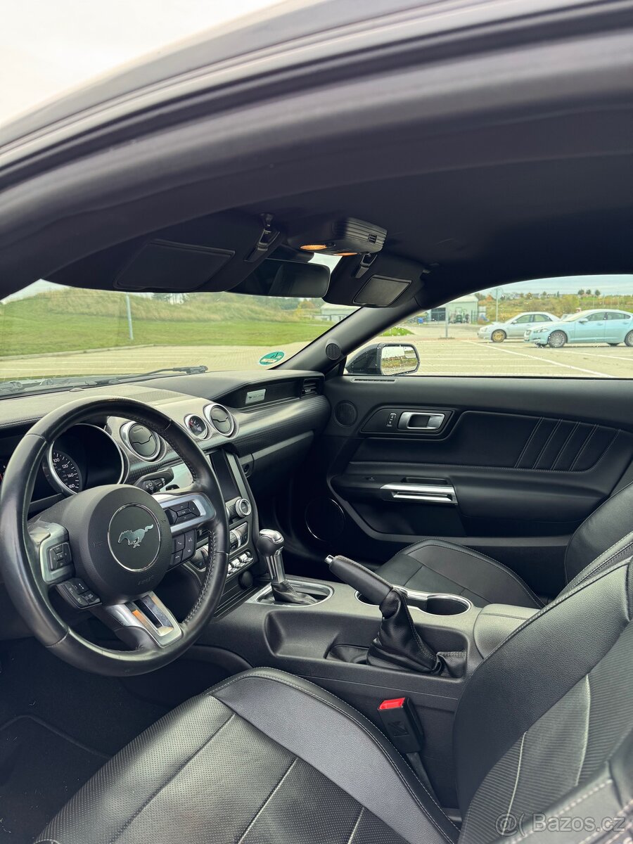 Ford Mustang GT 5.0 - 7