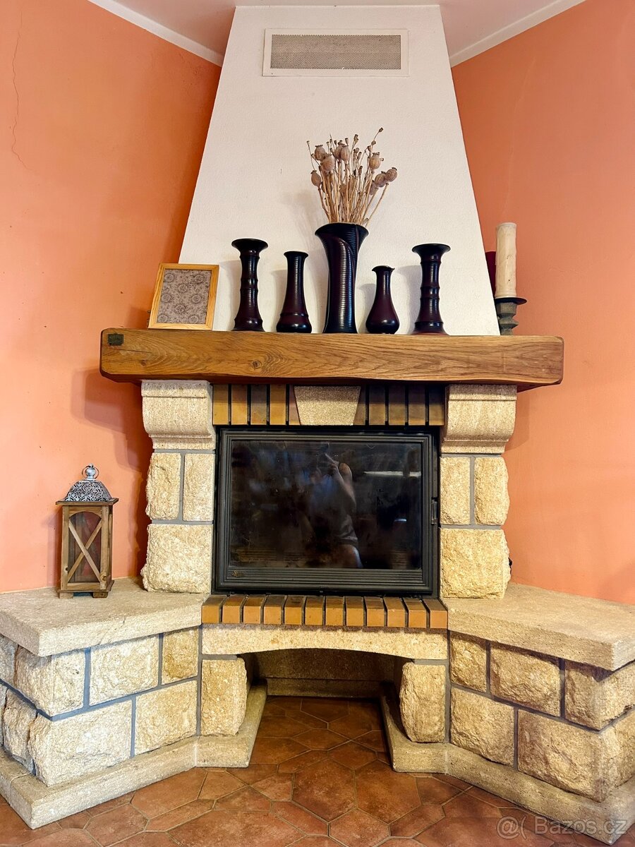 Historický statek s krásnými interiéry - 7