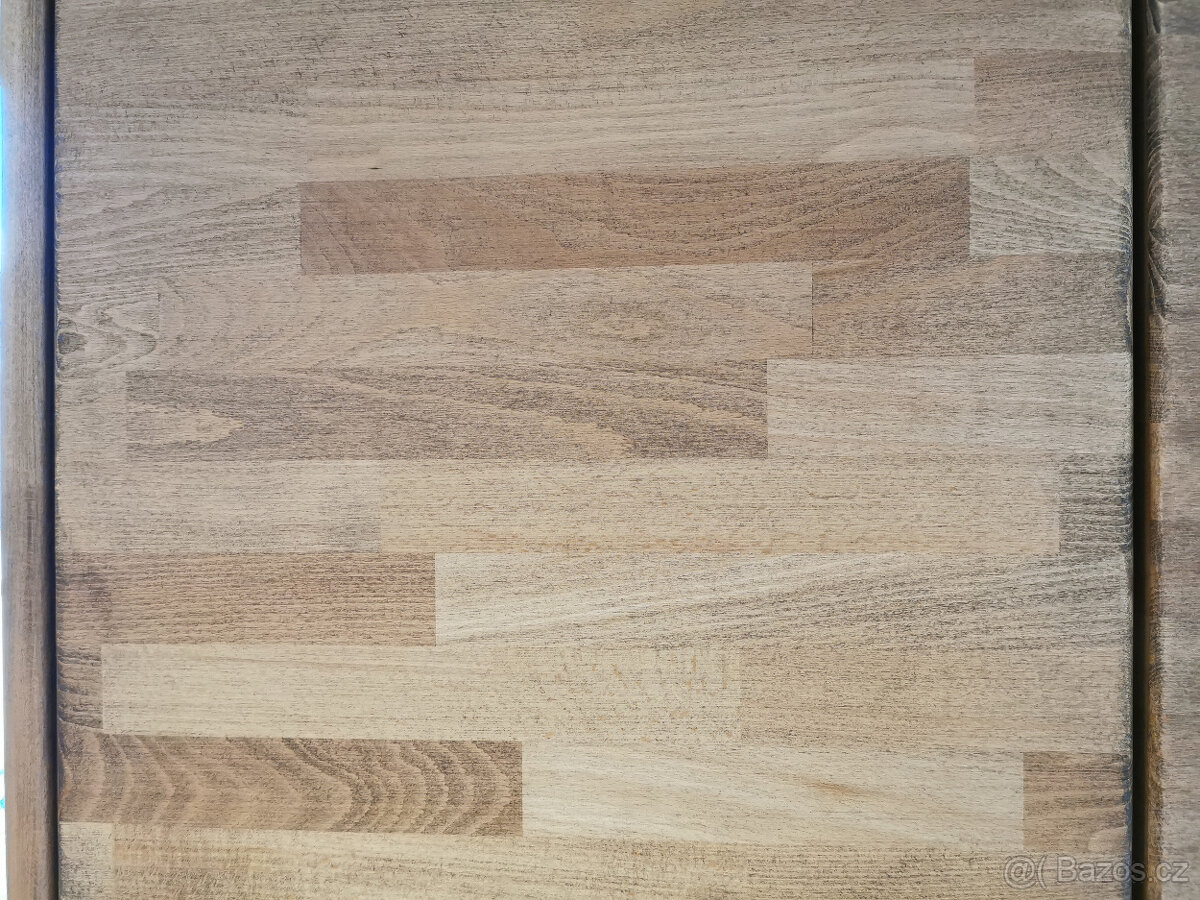 Skříň z masivu - pološatní - 7