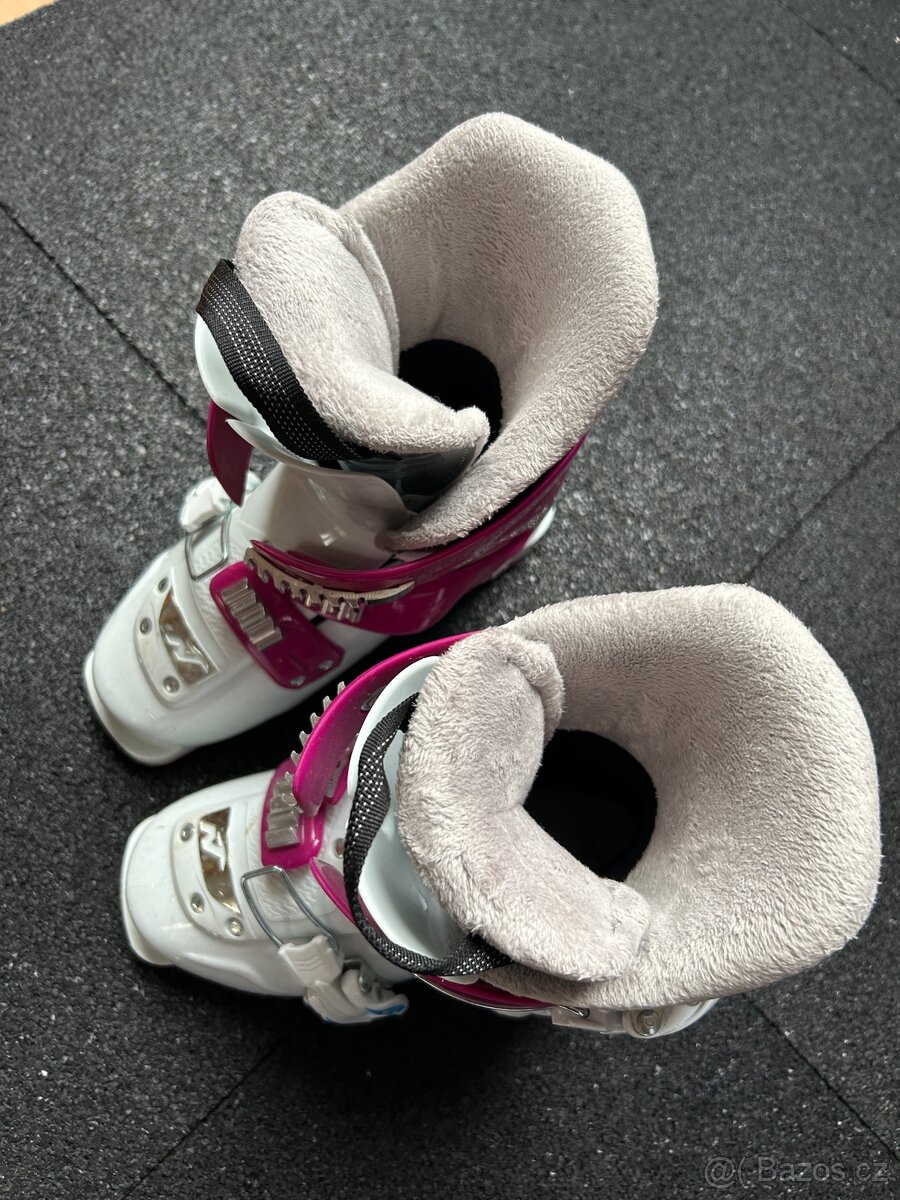 Dětské lyže a přeskáče - 7