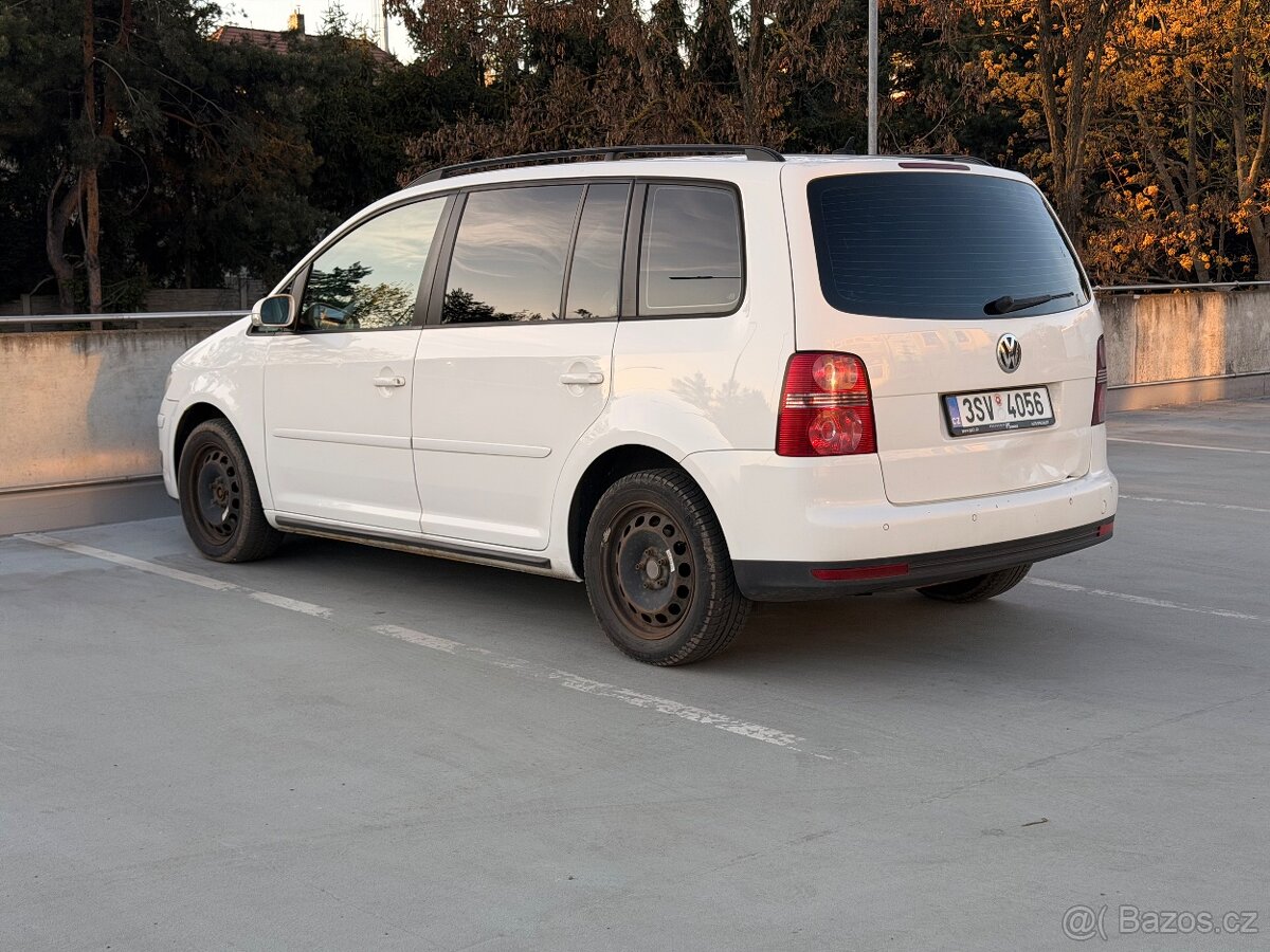 VW touran, dobrý technický stav - 7