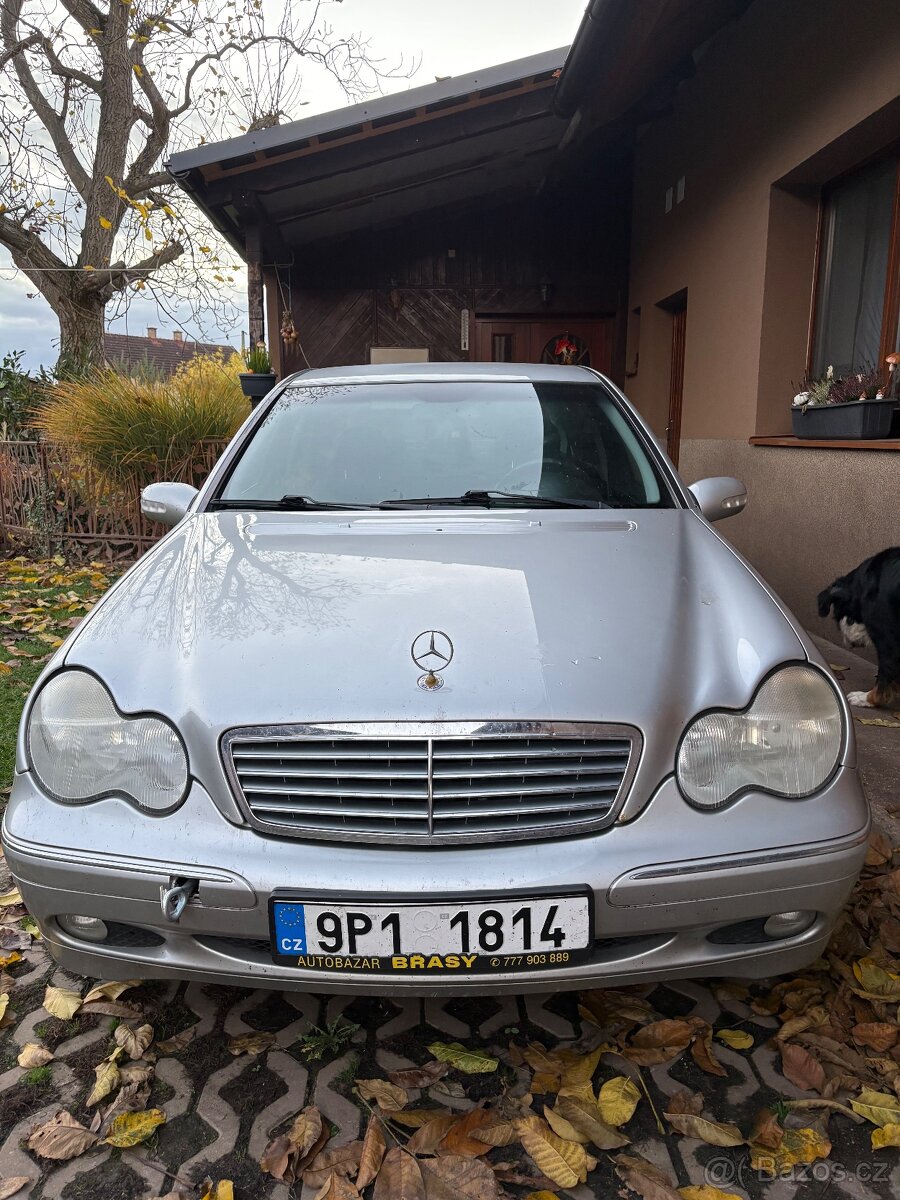 Mercedes-Benz C (2001) – 2.0 benzín 95 kW, manuál - 7