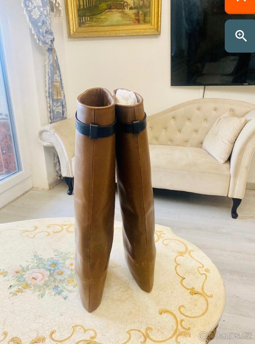 Givenchy Brown Leather Tall Wedge Boots kozačky vel.38,5 - 7