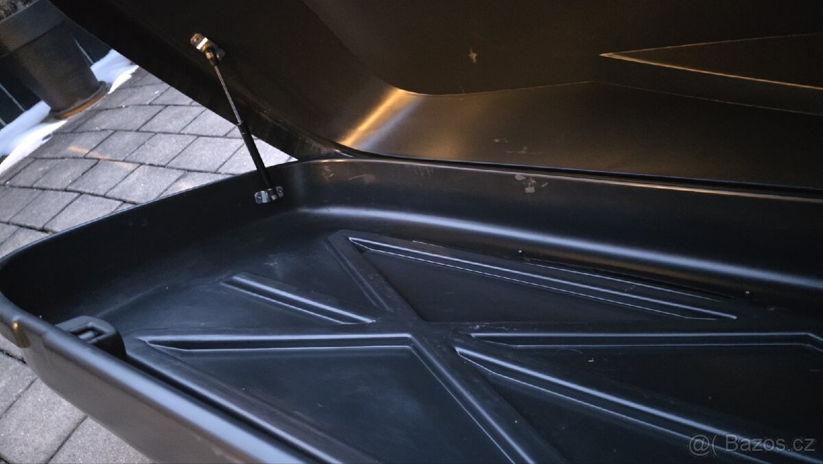Prodám box na auto Thule - 7