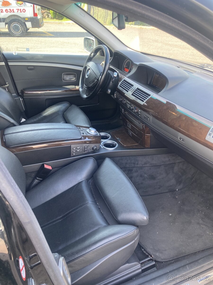 BMW E65 745i - náhradní díly - 7